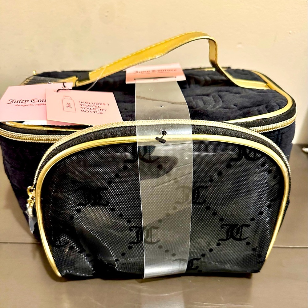 JUICY COUTURE Black 2 Piece Set TRAVEL COSMETIC MAKEUP BAG -NWT